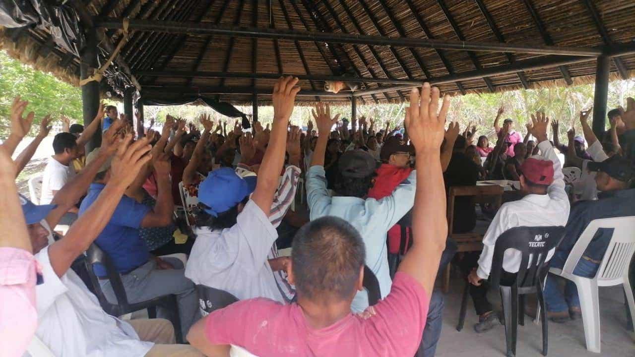 Destituyen a toda la directiva de la AC Campesinos unidos por Texistepec