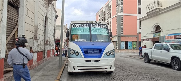Autobús urbano atropella a motociclista en calles de la colonia Centro de Veracruz