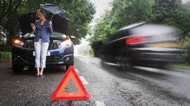 Así debes revisar tu automóvil antes de salir de casa durante las lluvias para evitar accidentes