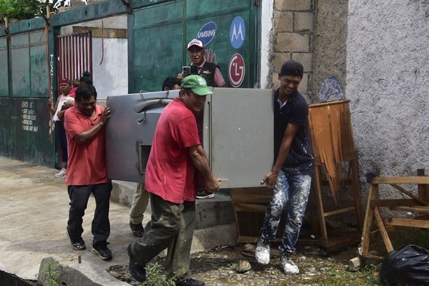 Corredor Interoceánico: así ayudaron migrantes en el desalojo de viviendas en Coatzacoalcos l FOTOS