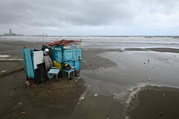 Tormenta tropical "Alberto" dejó marejada alta en Veracruz afectando a pescadores