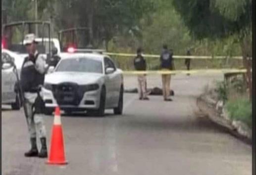 Encuentran 5 cadáveres en carretera de Acapulco