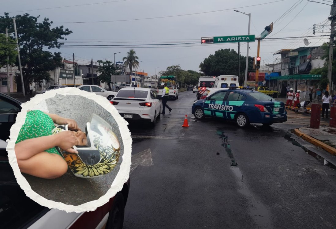 Mujer en moto se amputa el pie al chocar contra taxi en Veracruz