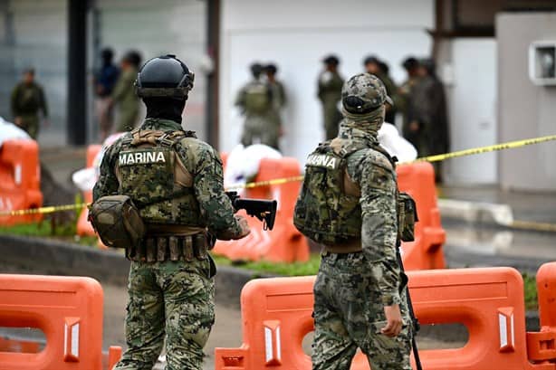 Confirman más de 200 armas aseguradas en departamento cateado en Costa de Oro