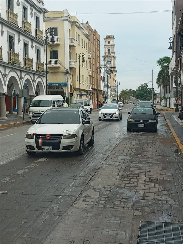 Reabren a la circulación la avenida Zaragoza en el centro de Veracruz