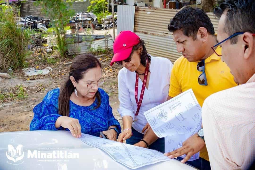 Carmen Medel impulsa proyectos de pavimentación gracias a su gestión con el Gobierno del Estado