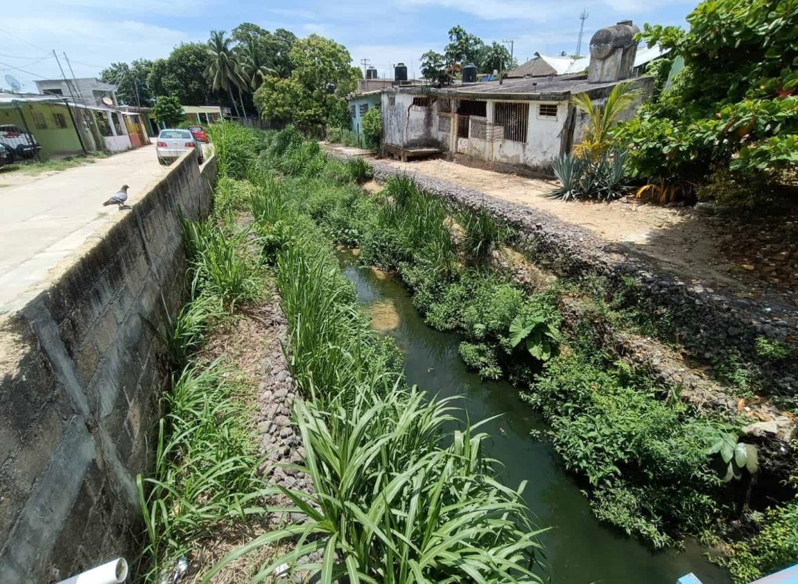 Familias de Moloacán, preocupadas por temporada de lluvias; arroyo Nexmegata podría ser un peligro | VIDEO