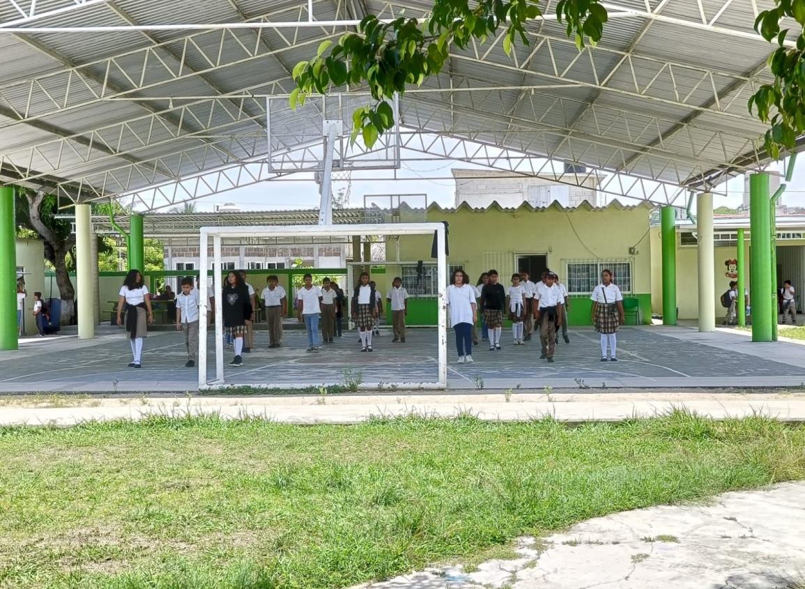Así se preparan para cerrar el ciclo escolar en Moloacán | VIDEO