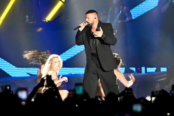 Carnaval de Veracruz 2024: Ricky Martin enciende la Macroplaza del Malecón
