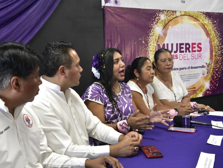 Surge primer sindicato de mujeres en Coatzacoalcos; inédito en el sur de Veracruz | VIDEO