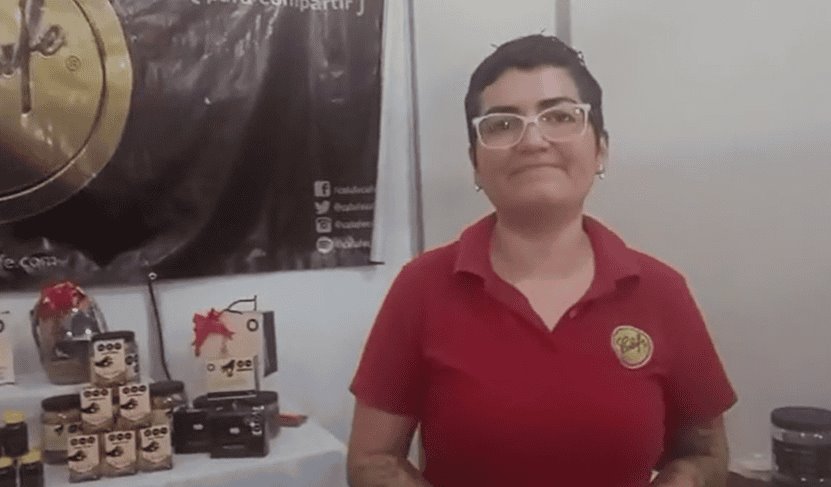 Desde Córdoba, Café Calufe ofrece sus licores, confitería y bebidas para chuparse los dedos (+VIDEO)