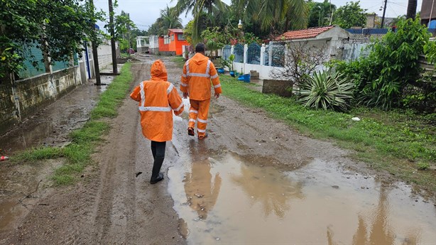 Depresión tropical Chris deja inundaciones en Playa de Chachalacas y Real del Oro, en Úrsulo Galván