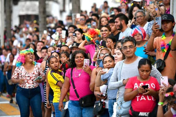 La Reina encabeza segundo gran desfile del Carnaval de Veracruz 2024