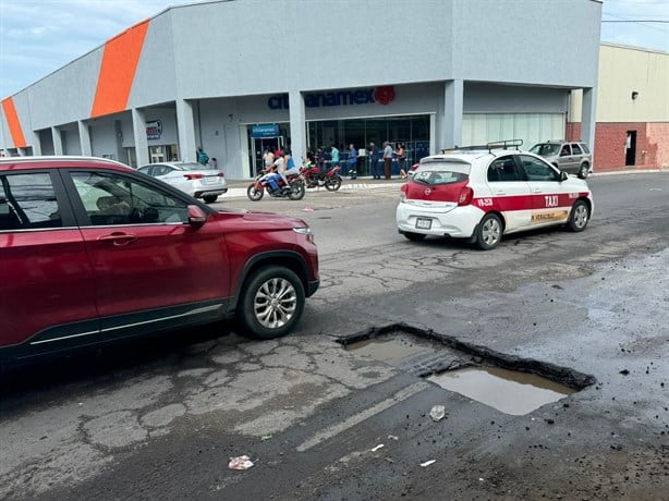 Advierten sobre baches peligrosos en Veracruz