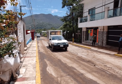 En Tlilapan, siguen labores de limpieza tras afectaciones de tormenta tropical Chris