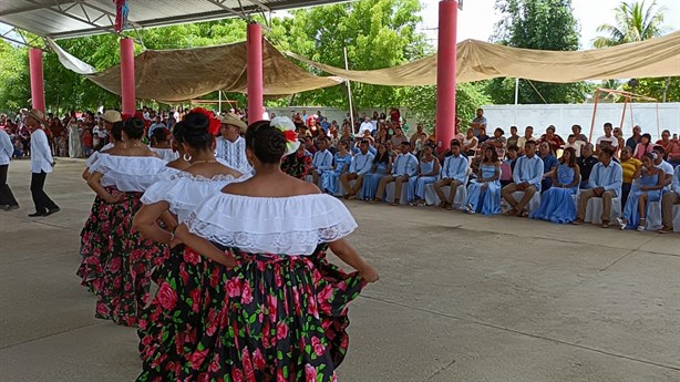 Inician clausura de fin de cursos en escuelas de Moloacán | VIDEO