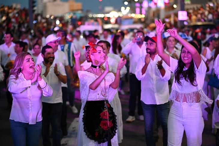 ¡Adiós al Carnaval de Veracruz 2024! Así se vivió el último desfile