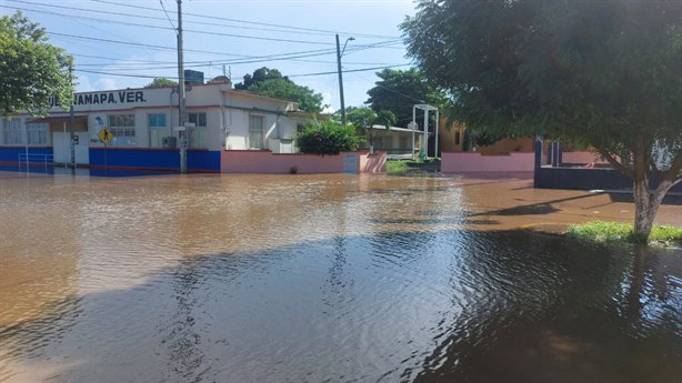 Se desborda el río Jamapa, agua inunda la ciudad | VIDEO