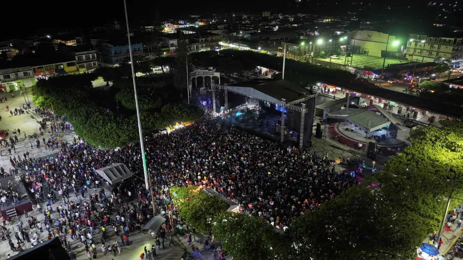 Comerciantes de Las Choapas exigen transparencia en Ingresos de Fiesta Municipal