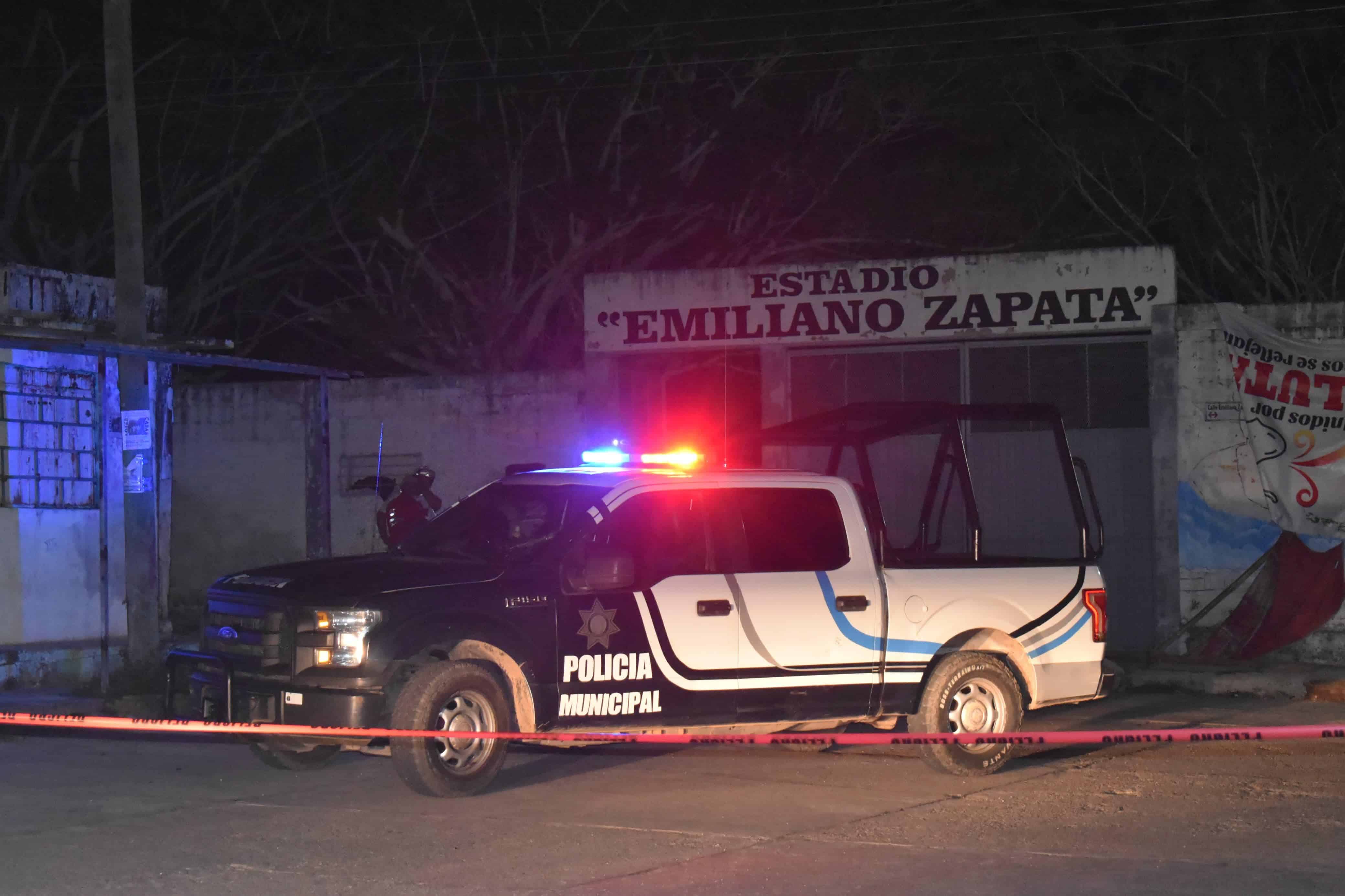 Asesinan a técnico en reparación de celulares frente a unidad deportiva en Oluta l VIDEO