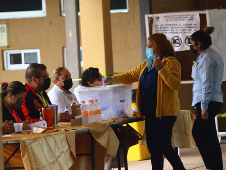 Oposición reclama albazo en adelanto de fechas de elecciones de la Sección 22