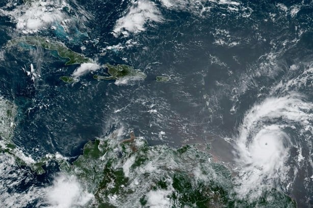 En estas regiones de Veracruz el huracán Beryl podría generar lluvias
