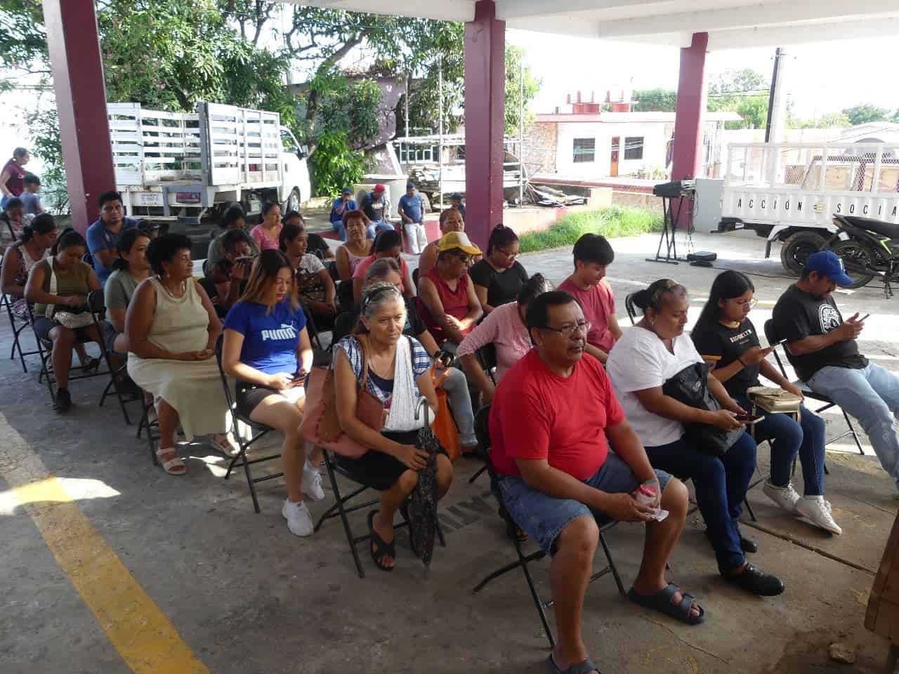 Brigadas de Salud Itinerantes beneficia a ciudadanos de Ixhuatlán del Sureste