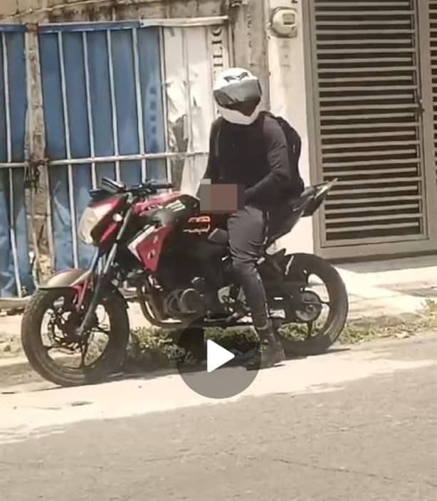 Alertan por motociclista acosador en calles de Veracruz