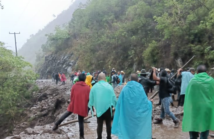 Piden declarar zona de desastre a Omiquila, Veracruz; hay serias afectaciones por lluvias y derrumbes