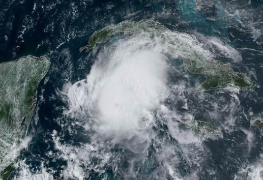 ¿Se debilitará el huracán Beryl a tormenta tropical?