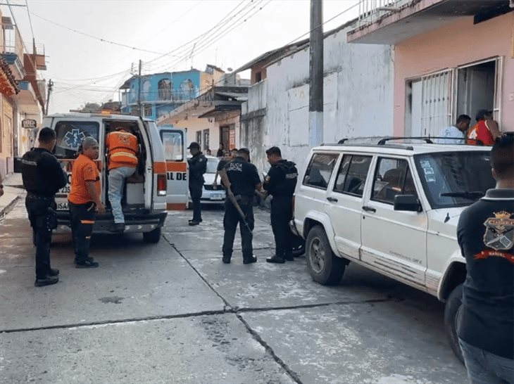 Se incendia vivienda en Misantla; corto circuito habría sido la causa