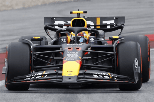 ¡Otra derrota! Checo Pérez cae al lugar 17 en el GP de Gran Bretaña