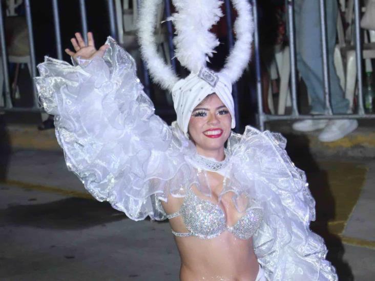 Realizan y disfrutan paseo en el Carnaval de Veracruz 2024