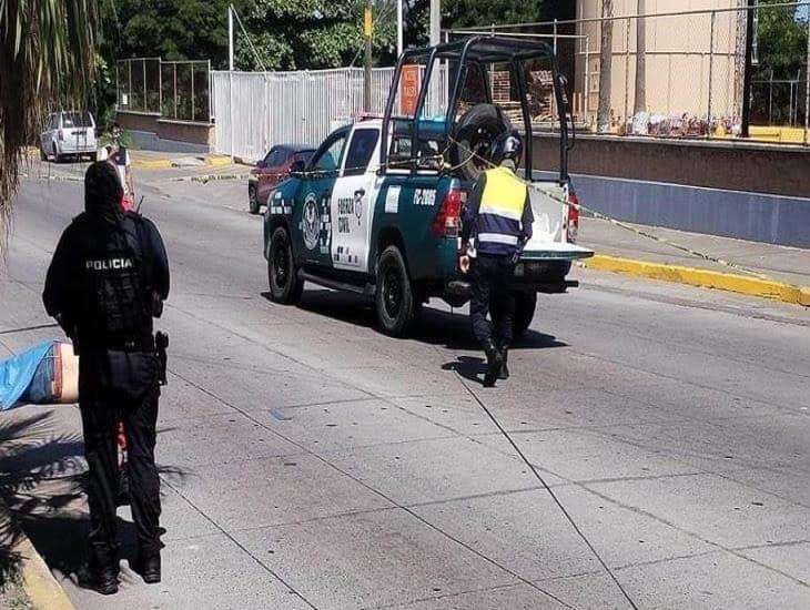 Motociclista pierde la vida al derrapar en la  avenida Ejército Mexicano