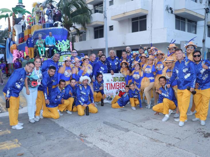Realizan y disfrutan paseo en el Carnaval de Veracruz 2024
