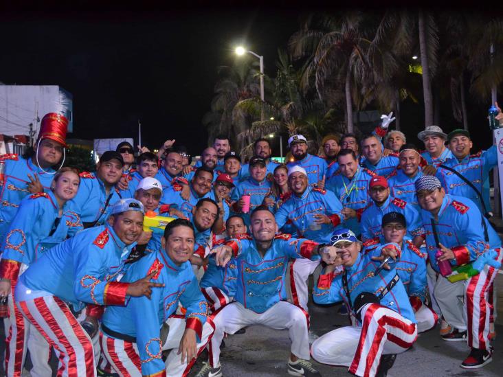 Desfilan en el cierre del Carnaval de Veracruz 2024, de los 100 años