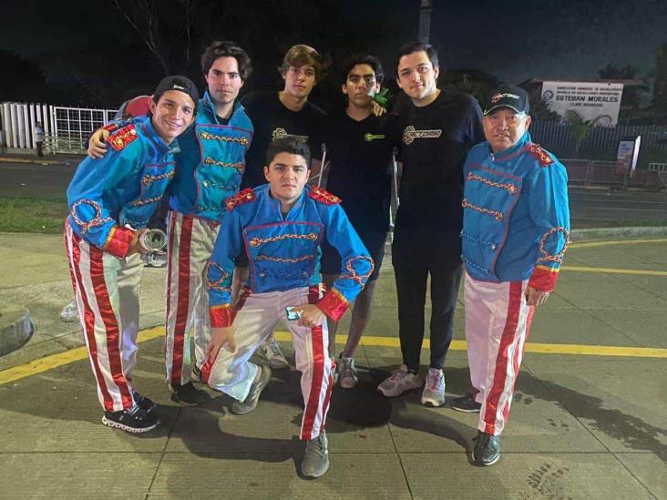 Desfilan en el cierre del Carnaval de Veracruz 2024, de los 100 años