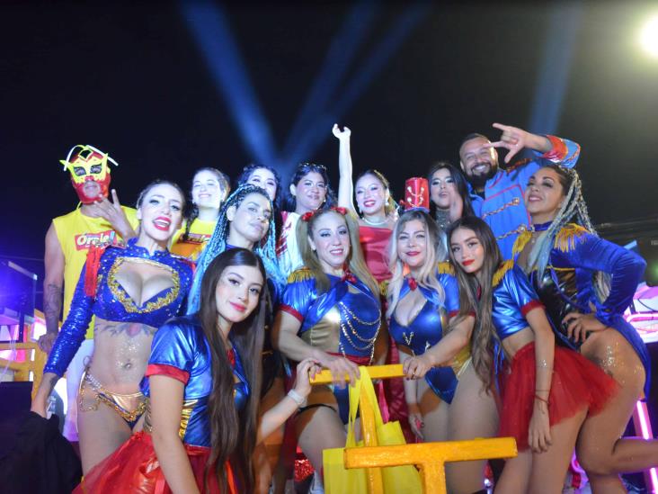 Desfilan en el cierre del Carnaval de Veracruz 2024, de los 100 años