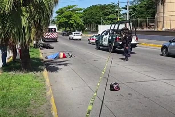 Motociclista pierde la vida al derrapar en la  avenida Ejército Mexicano