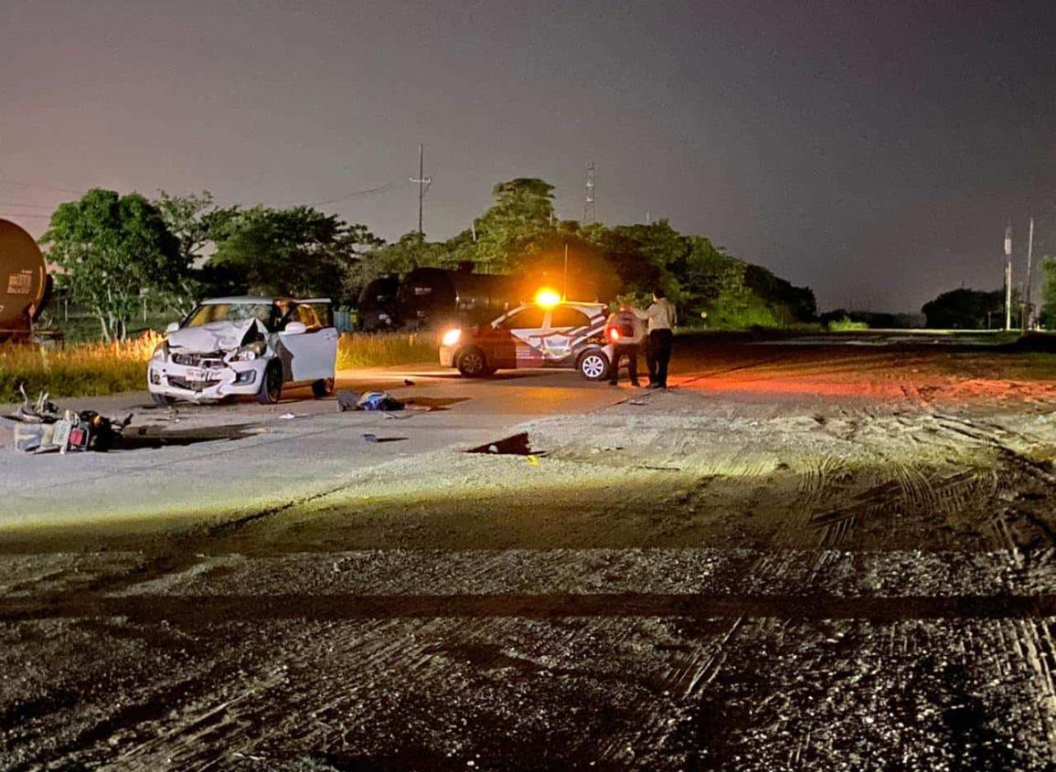Motociclista pierde la vida en impacto frontal contra un vehículo en el bulevar Etileno XXI