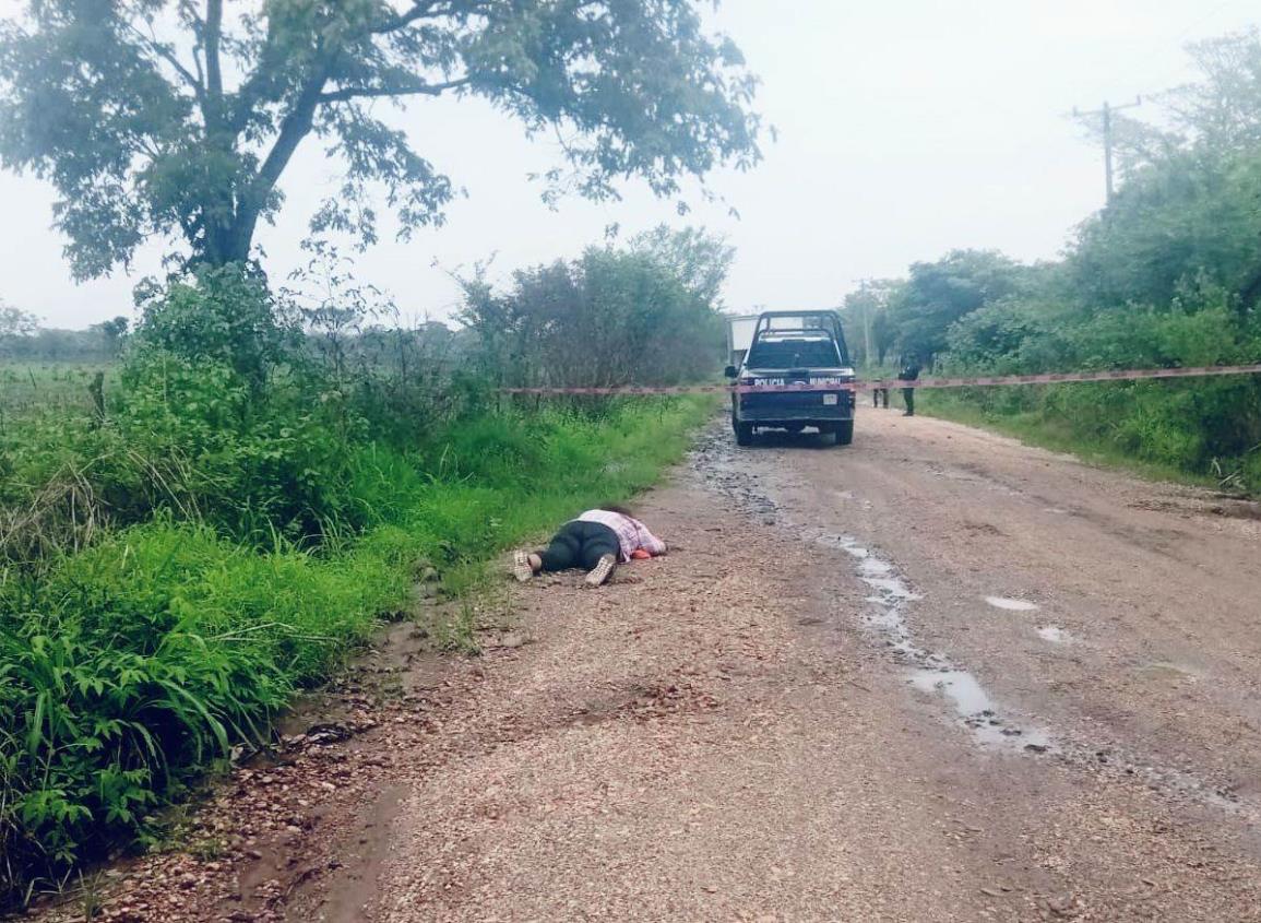 Interceptan y asesinan a pareja en zona rural de Hueyapan de Ocampo 