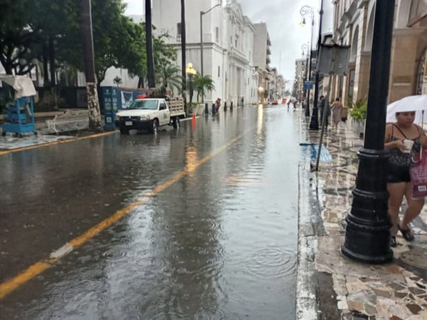 Veracruz, bajo el agua; fuerte lluvia inunda varias zonas del puerto (+Video)