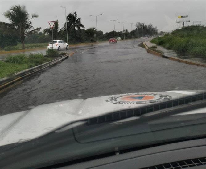 Lluvia dejó inundaciones en Veracruz y Boca del Río este martes: PC