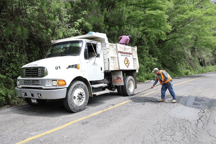 ¡Toma las riendas! Ayuntamiento de Tequila tapará baches en la carretera Orizaba-Zongolica