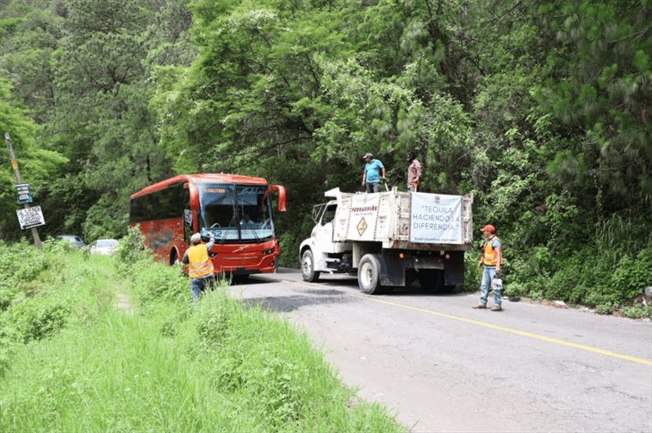 ¡Toma las riendas! Ayuntamiento de Tequila tapará baches en la carretera Orizaba-Zongolica