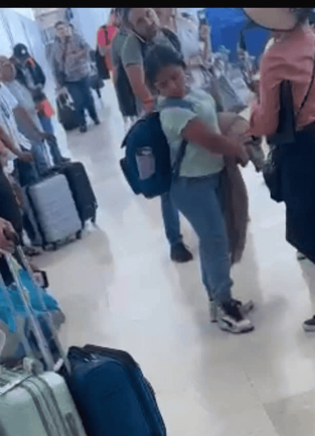 Trasciende que Fernando Yunes Márquez es visto en el aeropuerto Heriberto Jara Corona