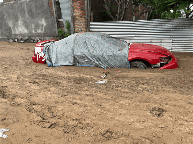 Colonia López Obrador bajo el agua y tierra a causa de las lluvias en Veracruz