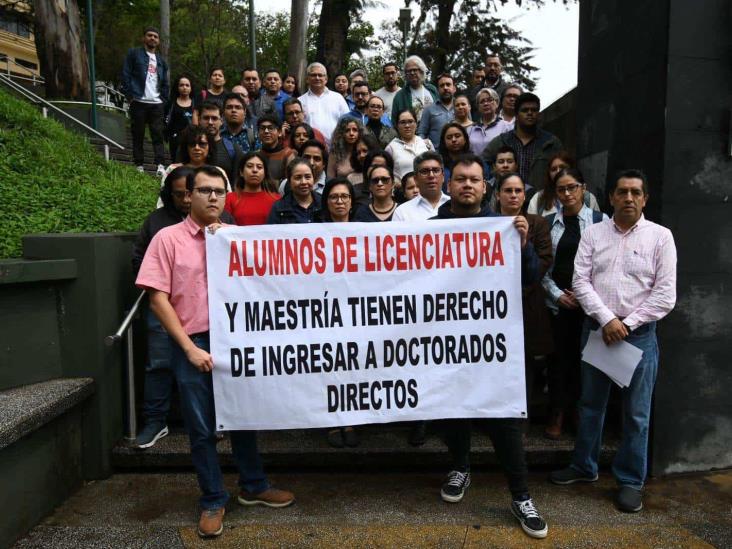 Piden destitución del Director de Estudios de Posgrados de la Universidad Veracruzana