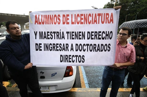 Piden destitución del Director de Estudios de Posgrados de la Universidad Veracruzana