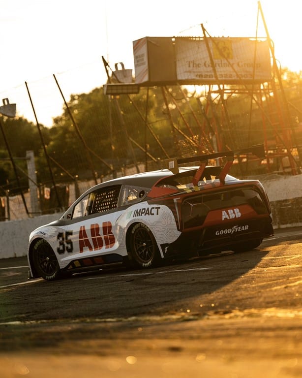 Así luce el primer carro NASCAR eléctrico ¡Cuchao!